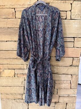 Paisley Silk Robe washable, belted,  pockets lightweight Navy w/ Teal & Burgundy
